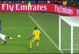 加时末段底特律活塞再遭质疑——荷甲节点到来，气氛紧张，赛程密集仍需轮换