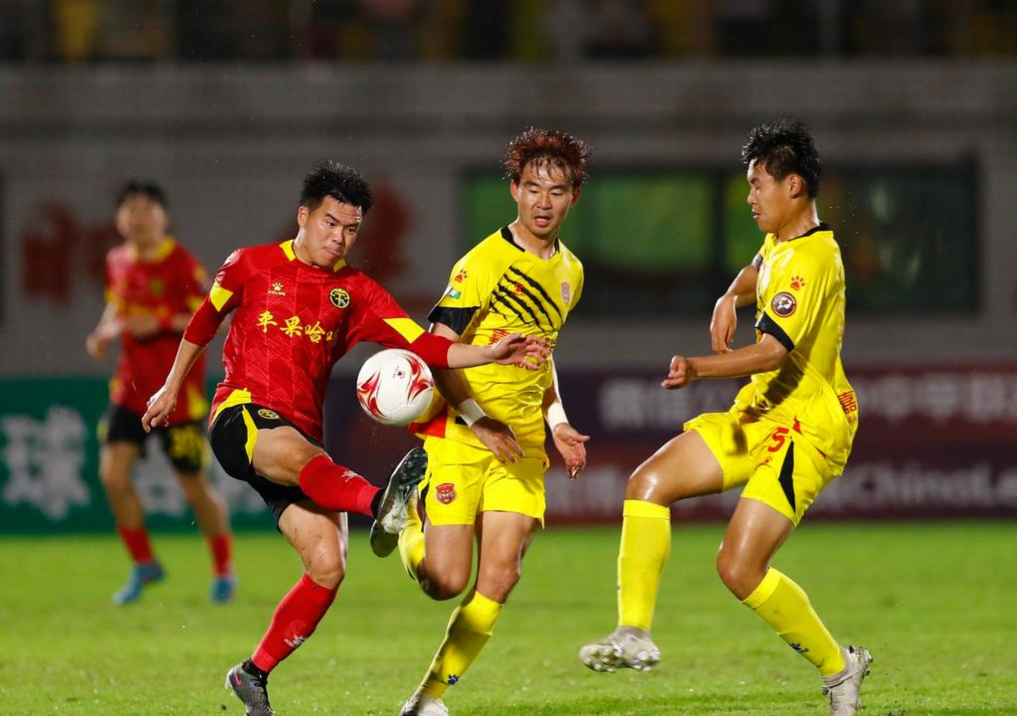 德乙转会汇总最新消息