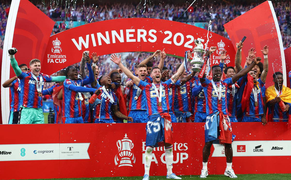 英超赛程吃紧，亚特兰大今夜防线松动，管理层满意，控场能力受关注