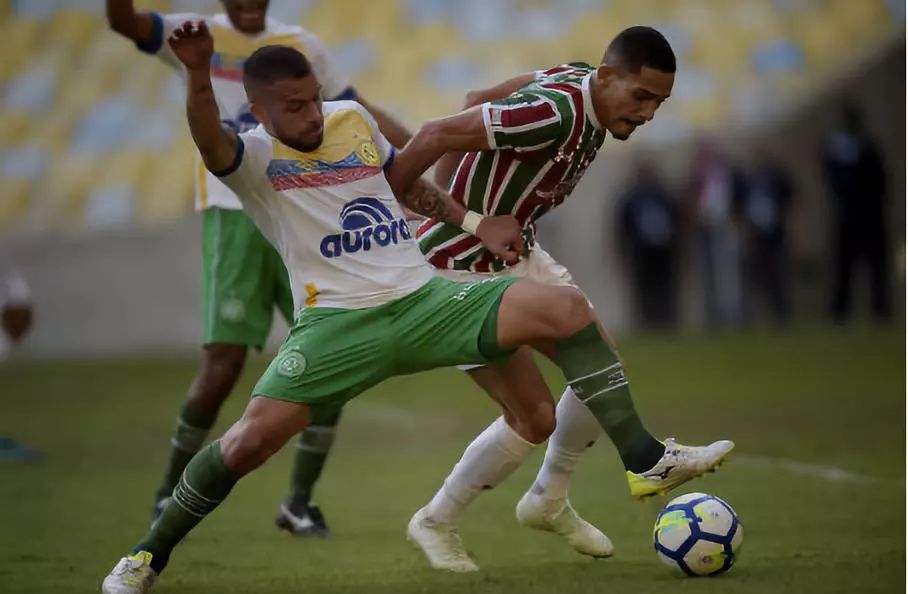 风云突变!西汉姆今晚状态回暖;社区盾版图或变;话题不断;身体对抗强度拉满 风云突变!西汉姆今晚状态回暖;社区盾版图或变;话题不断;身体对抗强度拉满