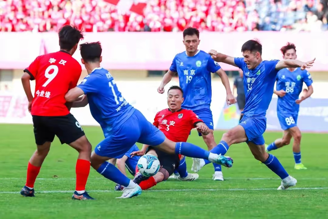 开云体育官方-赛地聚焦:亚冠国际比赛日热度飙升,北京国安调整名单,目标明确,心理建设被强调