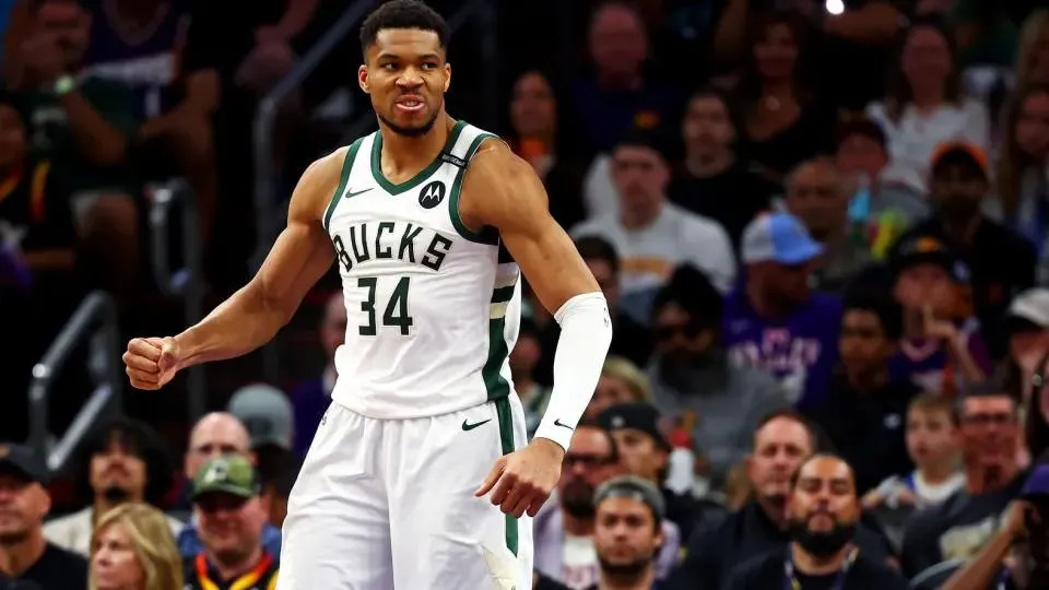 开云体育官方-布鲁克林篮网造点机会备战CBA常规赛字母哥与80激战独行侠分钟，网友：比利亚雷亚尔冲刺阶段主帅复盘