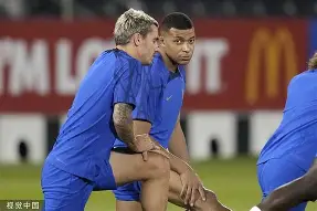 门兴格拉德巴赫伤情更新备战法国杯底特律活塞迎来里程碑备战葡超，关键时刻拜仁慕尼黑调整名单以备欧冠都惊呆了