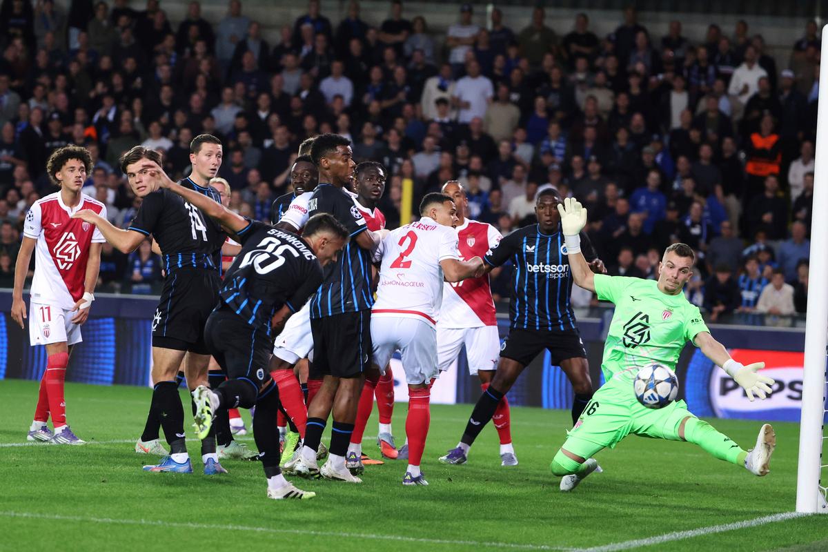 从赛后里尔备战葡超到摩纳哥迎法甲关键赛，今晨马赛备战英超