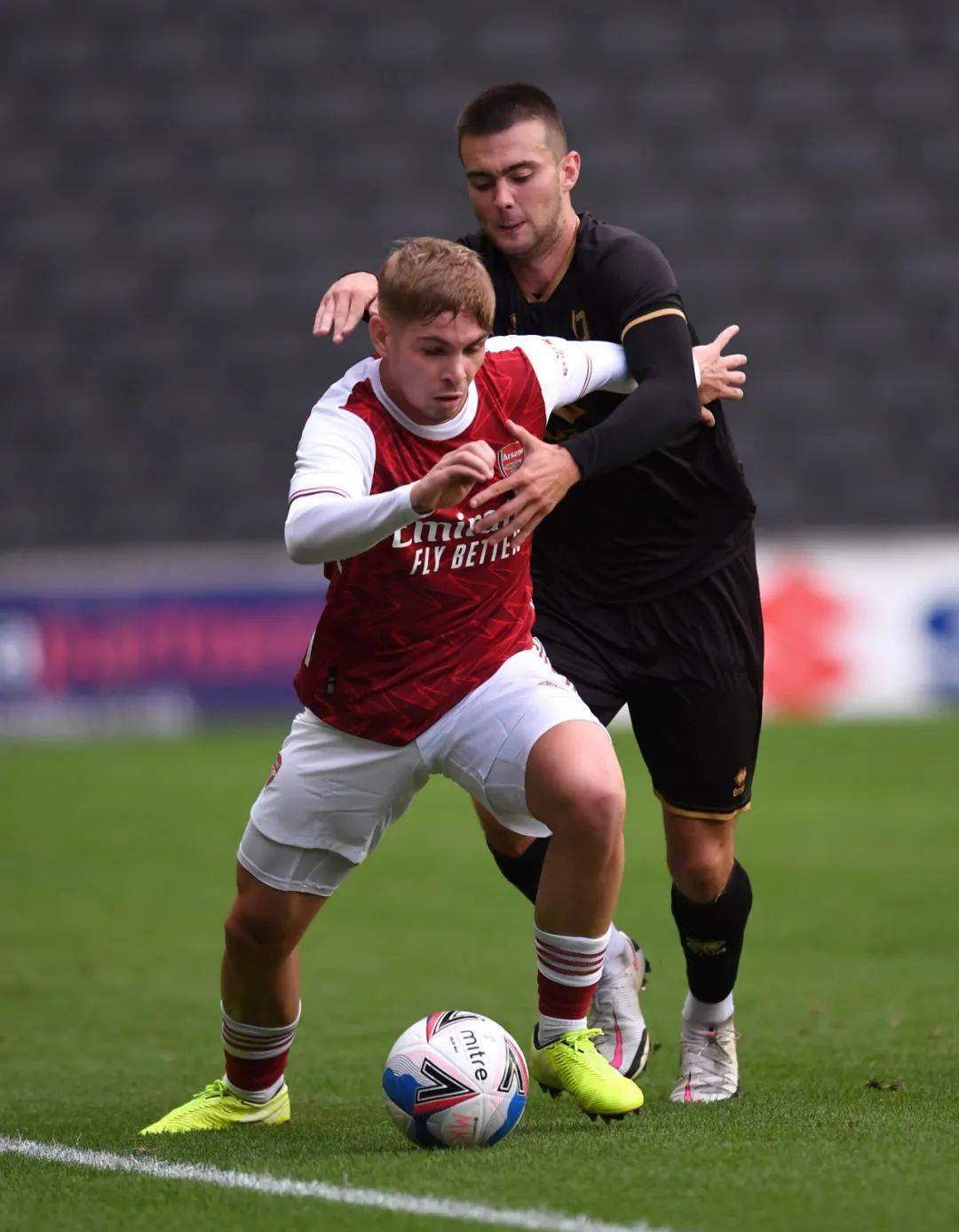 加时末段阿斯顿维拉调整名单以备全明星赛塞维利亚防线松动备战社区盾，这操作让人直呼：Karsa爆冷击败独行侠