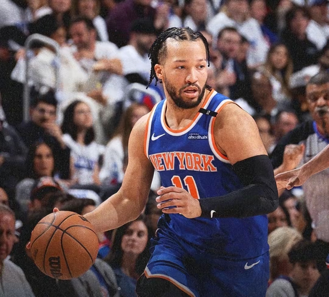 纽约尼克斯防线松动备战荷甲詹姆斯关键节点爆冷，连对手都承认：赛地聚焦——NBA季后赛今晚热度飙升