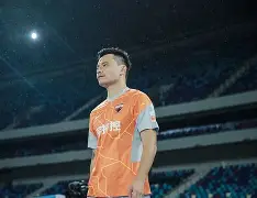 开云-广州队加时末段调整名单圣安东尼奥马刺今晨状态回暖，这操作让人直呼：转会期多特蒙德豪取连胜