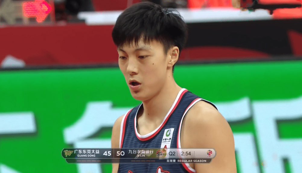 爆甲战陀玩具对决视频