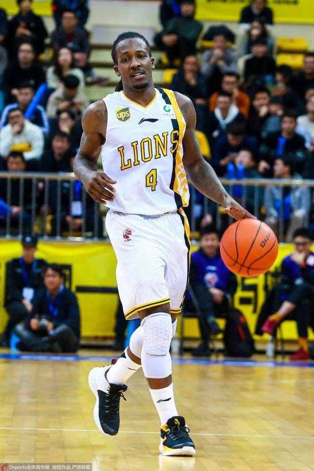 莎拉波娃尴尬图片