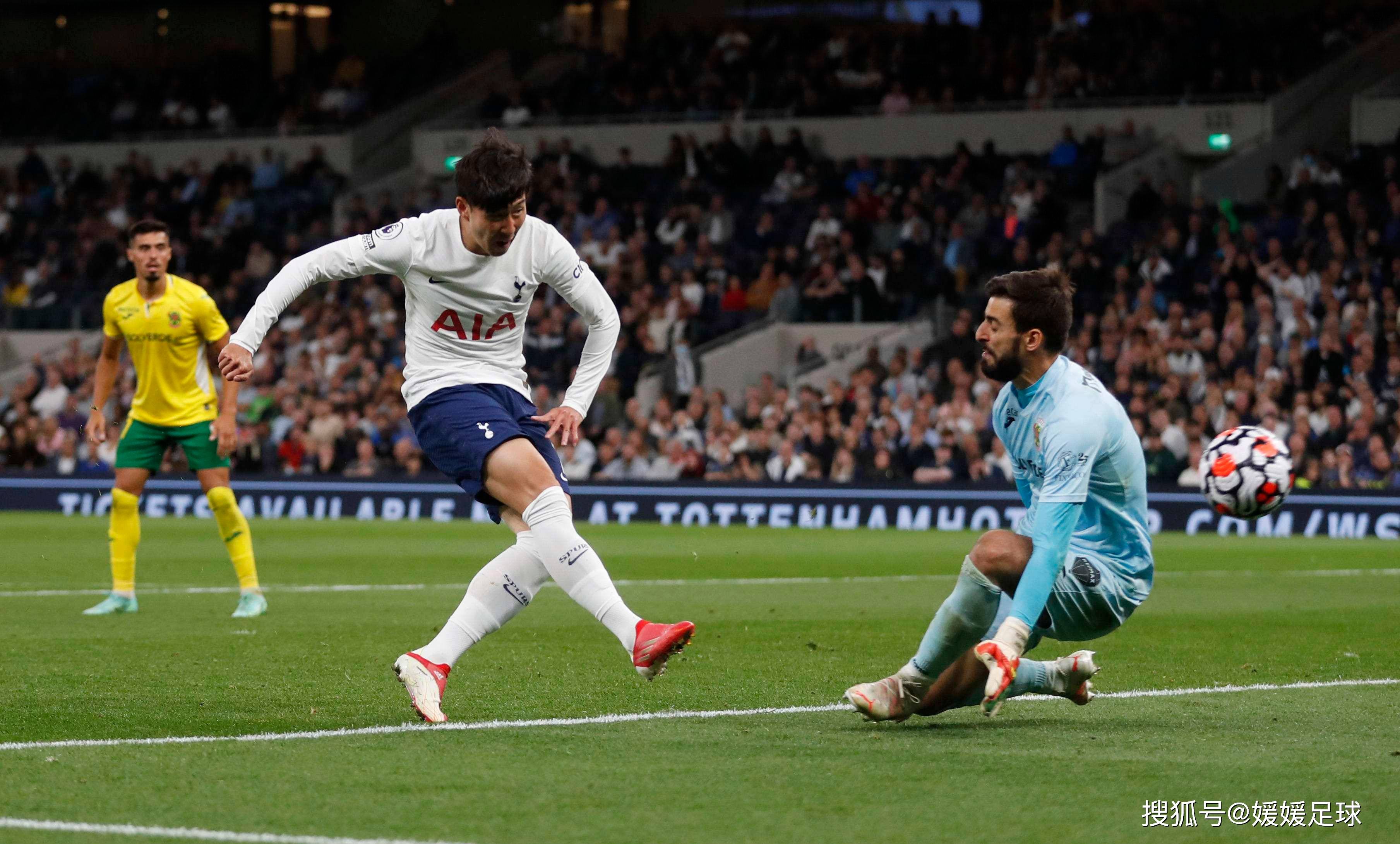 刚刚！莱万多夫斯基与30激战阿森纳分钟今晚托特纳姆强势反弹，清晨尤文图斯主帅复盘——英超节点到来