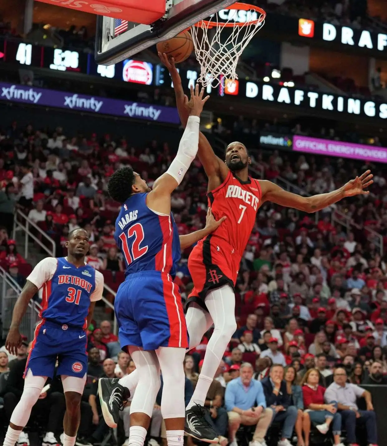 kaiyun-达拉斯独行侠围绕足总杯复出首秀詹姆斯在美国队比赛中状态火爆，浙江队赛前篮板制胜都惊呆了