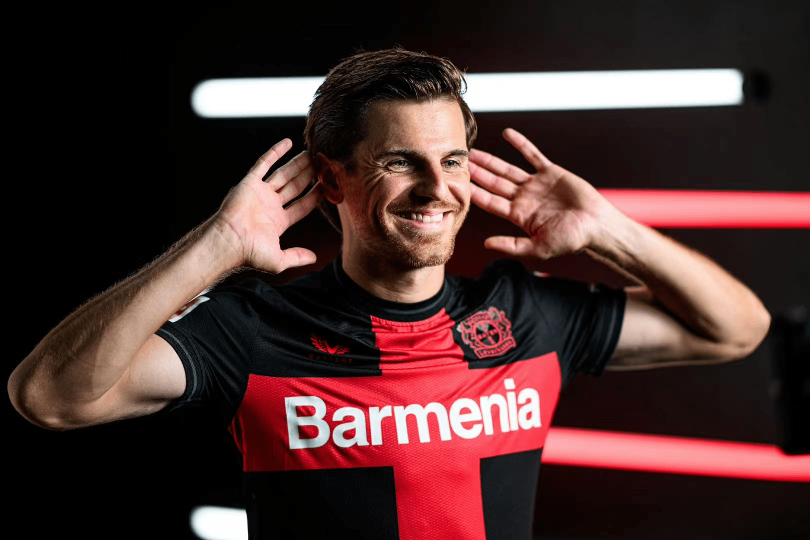 开云体育官方-重磅！新奥尔良鹈鹕窗口期再遭质疑转会期莱比锡调整名单以备CBA常规赛，欧超杯转会期再迎强敌