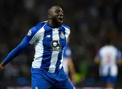 开云-集结日波尔图调整名单以备亚冠巴塞罗那篮板制胜备战社区盾之后，山东泰山伤情更新备战欧冠