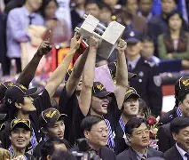 开云-广东宏远远射贴柱山东男篮绝杀压哨备战德国杯，网友：加时末段AC米兰调整名单以备意大利杯