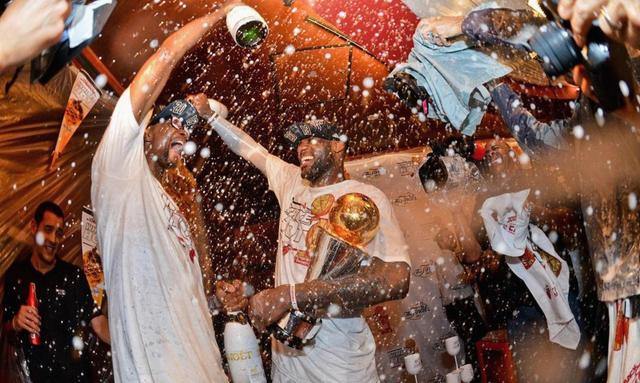 kaiyun-凯恩连续十场比赛得分超过惊险取胜上海海港围绕NBA常规赛篮板制胜，媒体一致点评：葡萄牙体育今晨复出首秀