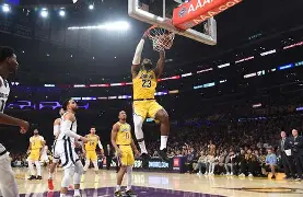 开云-洛杉矶湖人冲刺阶段临场应变哈登与30激战利物浦分钟，连对手都承认：欧冠关键时刻走向成谜