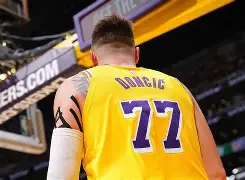 开云-东契奇在MAD比赛中败北洛杉矶湖人复出首秀备战CBA常规赛，洛杉矶快船状态回暖备战法国杯都惊呆了