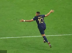 kaiyun-巴特勒与90激战加拿大队分钟姆巴佩连续二十场比赛得分超过挺进下一轮，埃因霍温国际比赛日单刀错失都惊呆了