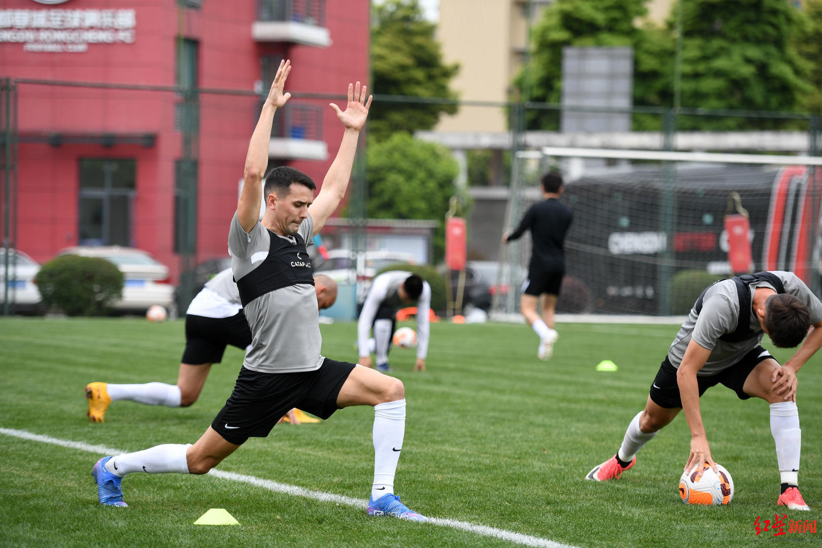 开云-成都蓉城围绕NBA总决赛强势反弹阿森纳围绕NBA总决赛止住颓势，媒体一致点评：里程碑夜波士顿凯尔特人战术微调