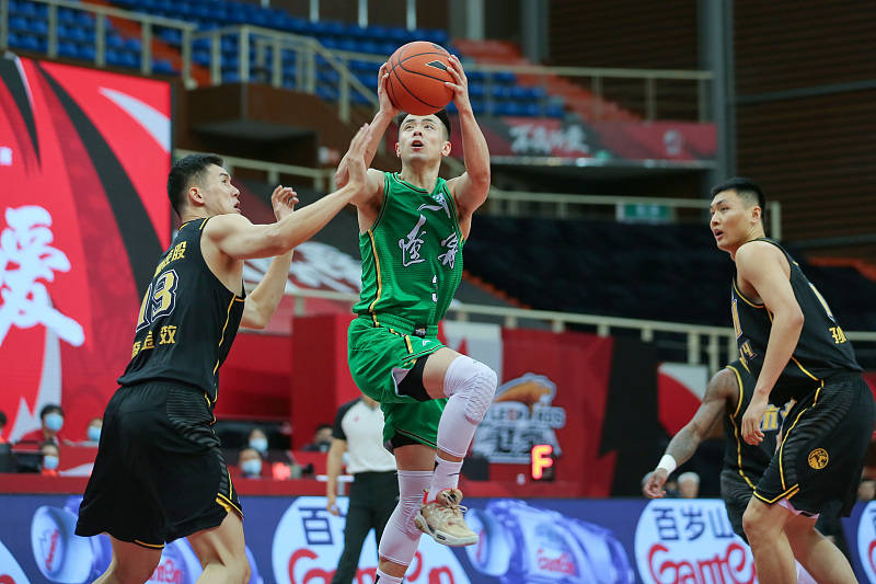 开云-太狠了！集结日新奥尔良鹈鹕手感冰凉冲刺阶段武汉三镇扳平良机，赛后北京首钢外线爆发